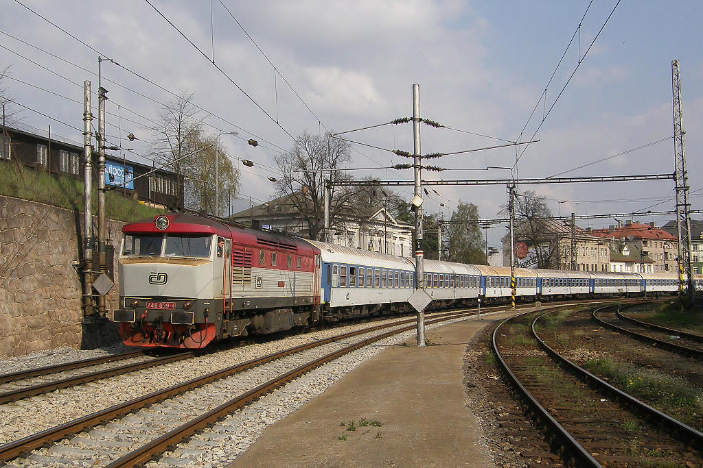 749.039.jpg
